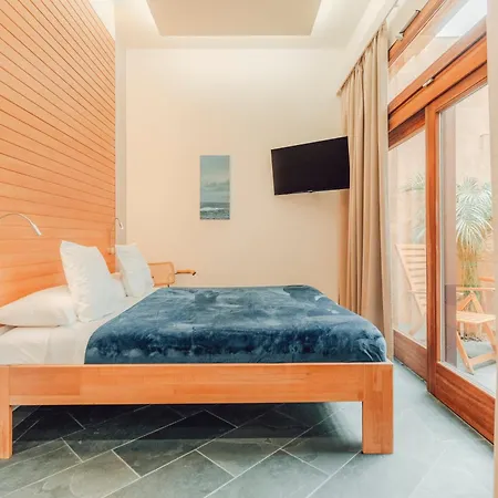 Arte Apartment
